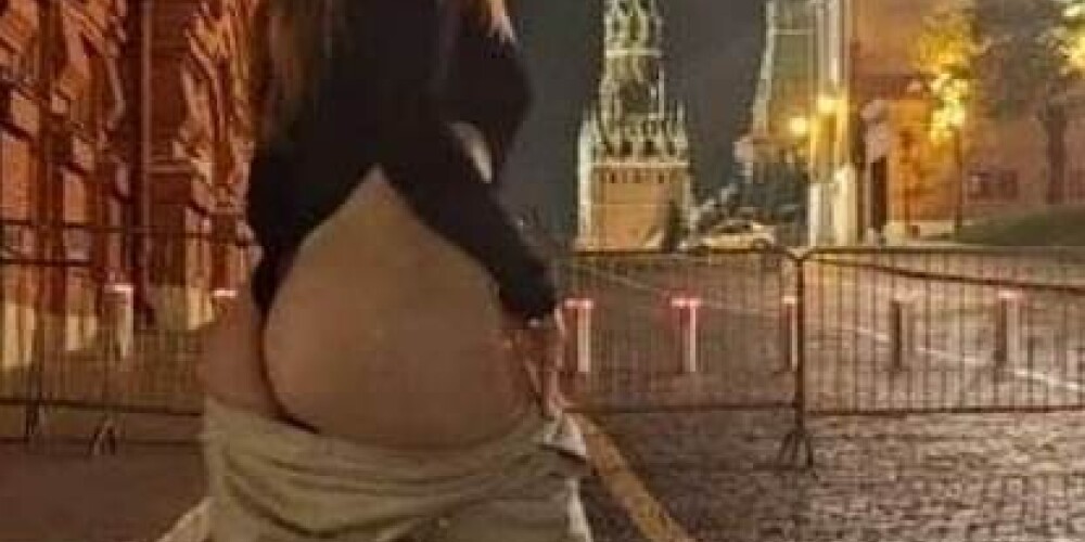 Порномодель  арестовали за откровенное фото на фоне Кремля