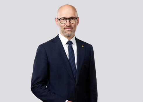 Veselības ministrs Daniels Pavļuts (AP).