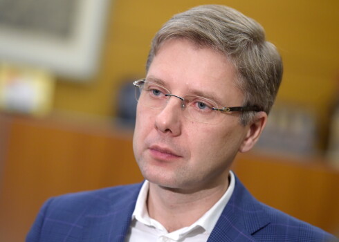 Большинство латвийских европарламентариев будут голосовать за отмену депутатского иммунитета Ушакова