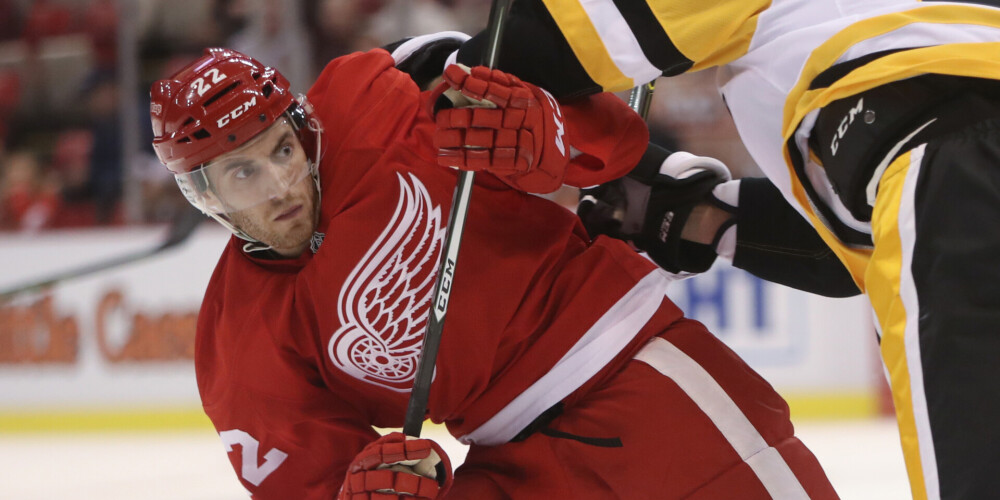 Metjū Lorito "Red Wings" rindās aizvadīja divas spēles, kurās nopelnīja vienu rezultativitātes punktu. 