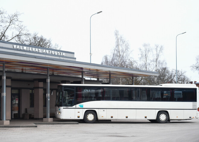 Valsts svētkos gaidāmas izmaiņas vairāk nekā 500 reģionālo autobusu maršrutos