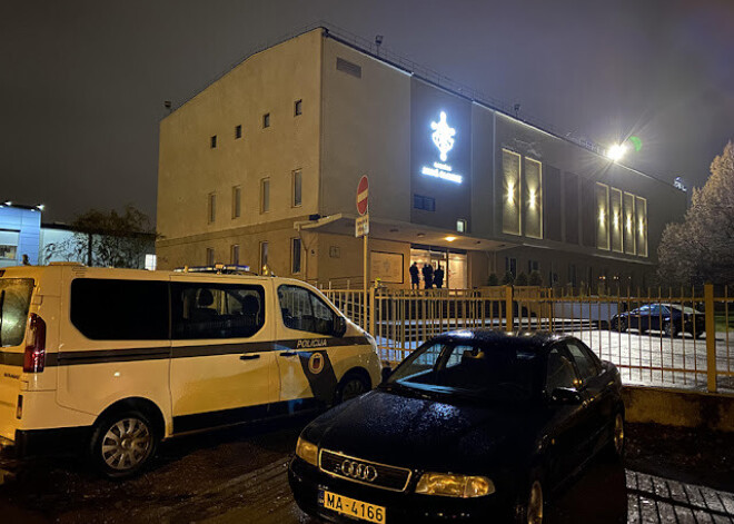 3. novembrī uz “Jaunās paaudzes” dievkalpojumu Irlavas ielā ieradās un to pārtrauca Valsts policija.
