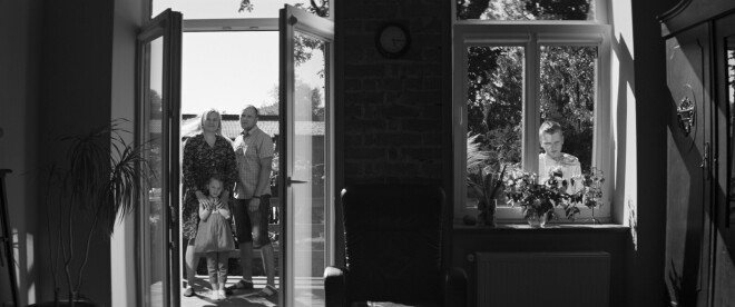 Režisores Lailas Pakalniņas un operatora Ginta Bērziņa jaunākā dokumentālā filma "Mājas".