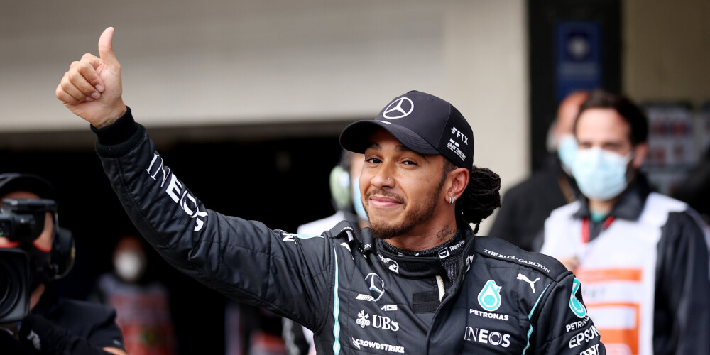 "Mercedes" pilots Lūiss Hamiltons.