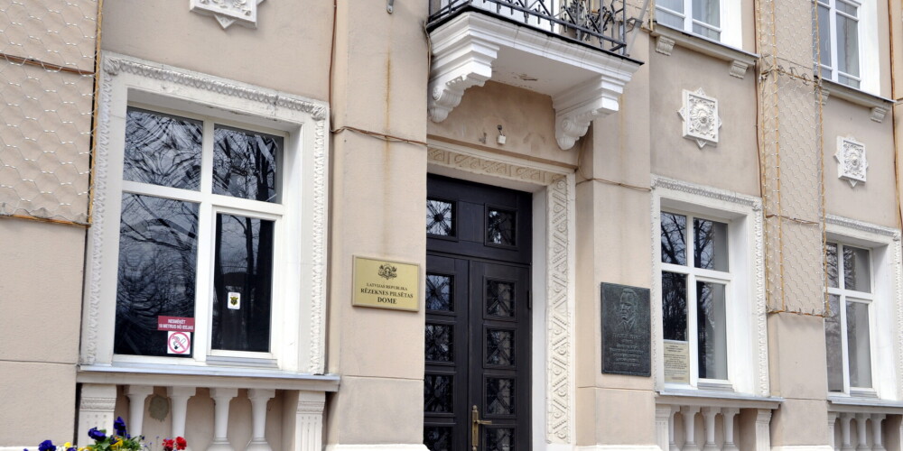 Rēzeknes mēra vietniece Ostapceva pati lūdz sevi atbrīvot no amata