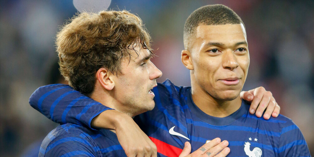 Francijas un Beļģijas futbolisti iekļūst Pasaules kausa finālturnīrā
