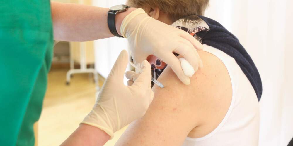 Aizvadītajā nedēļā vakcinācijas pret Covid-19 temps saglabājies augsts