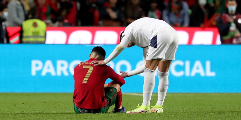 Роналду расплакался после поражения Португалии от Сербии в отборе на ЧМ-2022