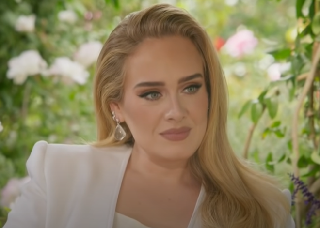 "Нет ничего более страшного, чем то, через что я прошла": Адель дала откровенное интервью о разводе, алкоголизме и бросившем семью отце