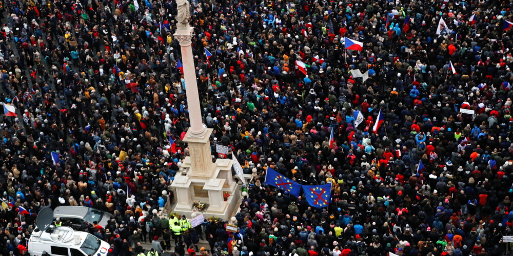 В государственный праздник в Праге проходили протесты против властей