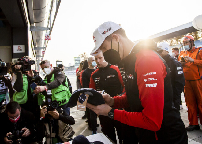 Sebastjans Ožjē kļūst par astoņkārtēju pasaules čempionu rallijā