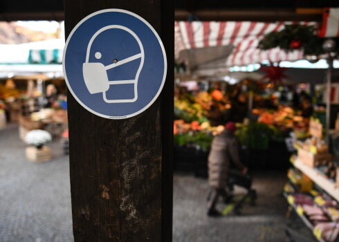 Vācija pašreiz cīnās ar vīrusa ceturto vilni, un saslimušo skaits valstī sasniedz jaunus rekordus un pieaug hospitalizēto Covid-19 pacientu skaits.