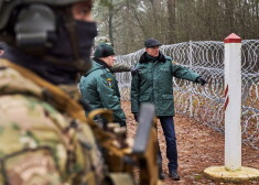 "Latvija neplāno kļūt un nekļūs par nelegālās migrācijas tranzītvalsti vai par uzņēmējvalsti," paziņoja robežsardzes vadītājs.