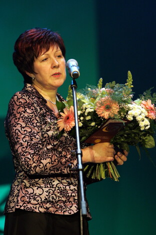 2008. gadā Modrīte Silauniece "Gada balvas medicīnā" ceremonijā saņēma titulu „Gada mediķis”.