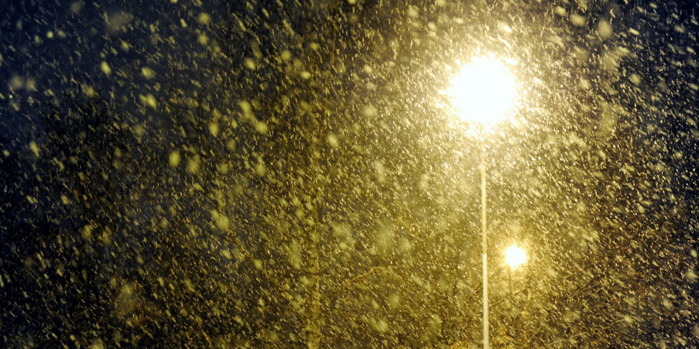 Во вторник утром на большей части территории Латвии выпадет снег