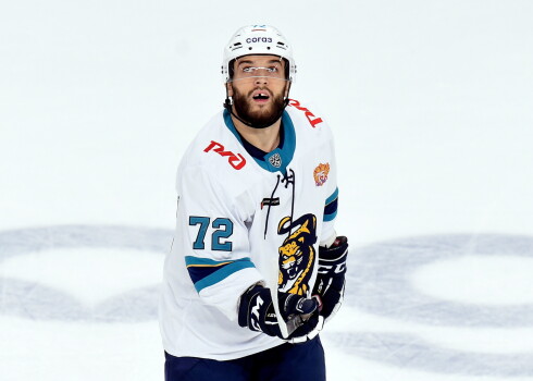 Jānis Jaks uzvar KHL "Zvaigžņu spēles" balsojumā aizsargu vērtējumā