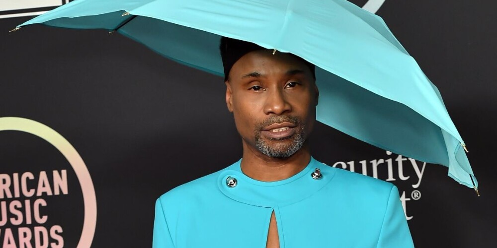 Шляпа-зонтик и парад голых платьев на церемонии American Music Awards