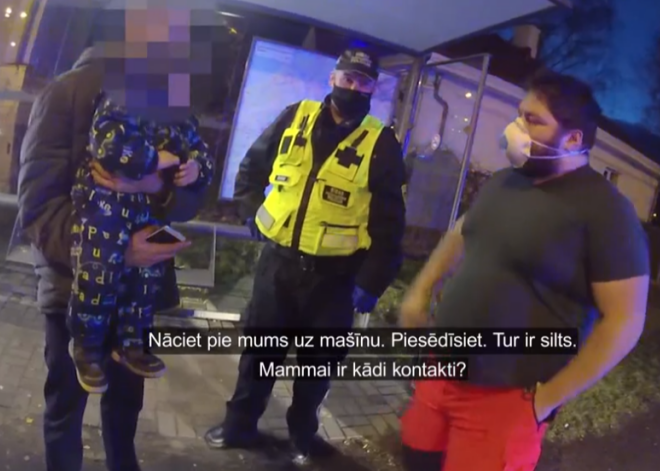 Перехватили автобус и забрали ребенка: полиция спасла малыша от агрессивного отца