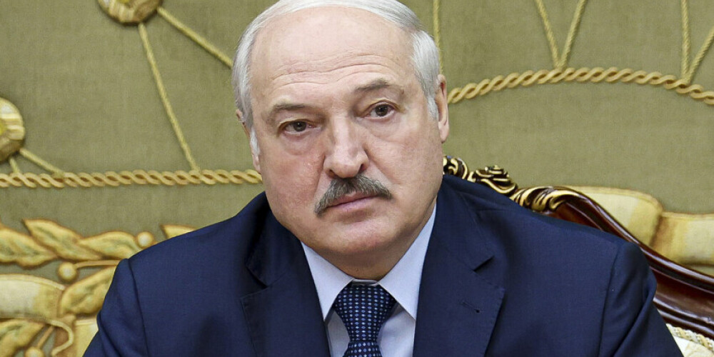Lukašenko: ASV grib ar poļu, baltiešu un ukraiņu rokām izraisīt karu