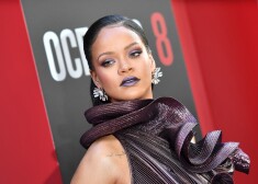 Barbadian singer/actress Rihanna arrives for the world premiere of Ocean's 8 on June 5, 2018 in New York.                             
Ocean's 8 will be released nationwide on June 8, 2018.  / AFP PHOTO / ANGELA WEISS