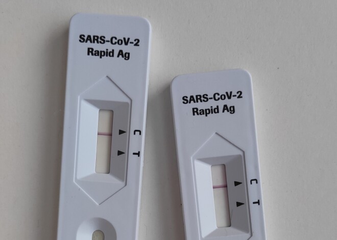 Darbinieku Covid-19 testēšana ar ātrajiem testiem būs brīvprātīga