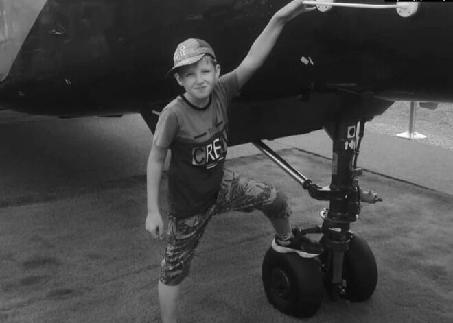 "Плакали под дверью, никто не вышел": мать больше 12 часов умоляла врачей реанимировать ее 8-летнего сына