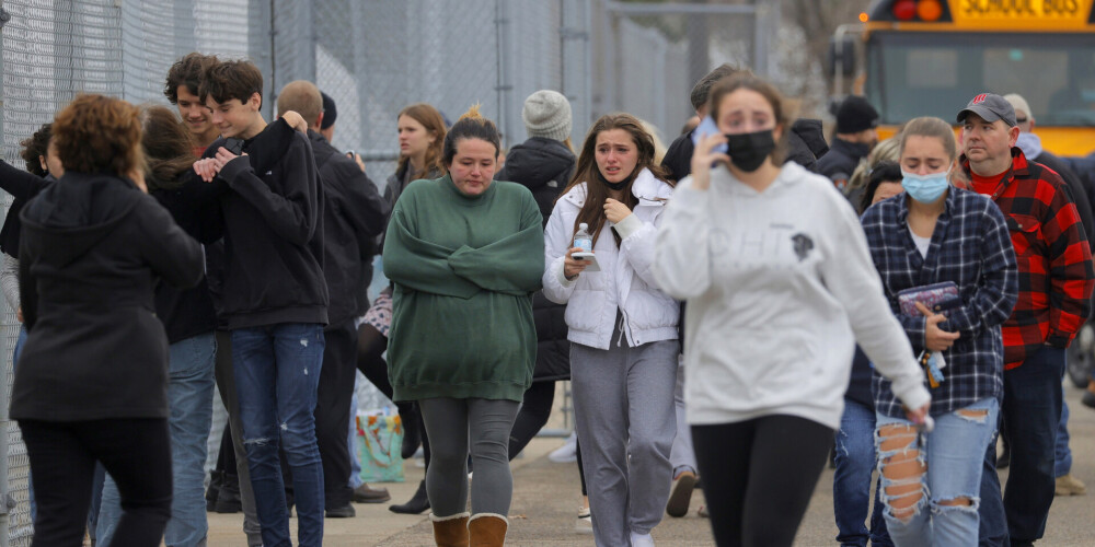 В США подросток устроил стрельбу в школе — есть погибшие и раненые