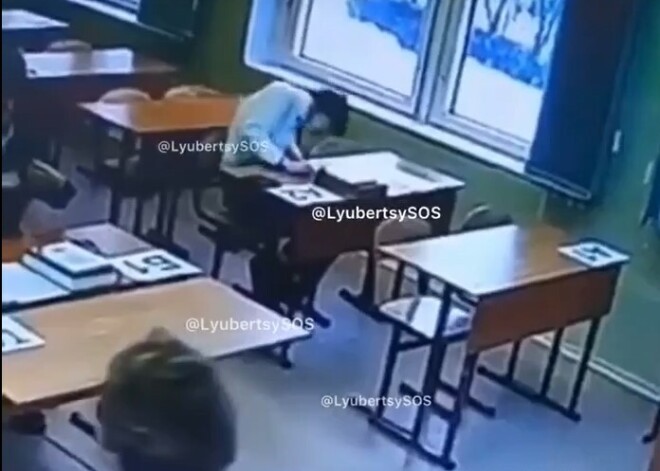 Шокирующее видео: 17-летний школьник умер прямо во время экзамена