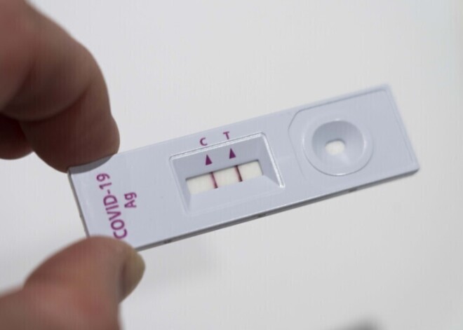 KNAB sācis resorisko pārbaudi par Covid-19 paštestu iepirkumu