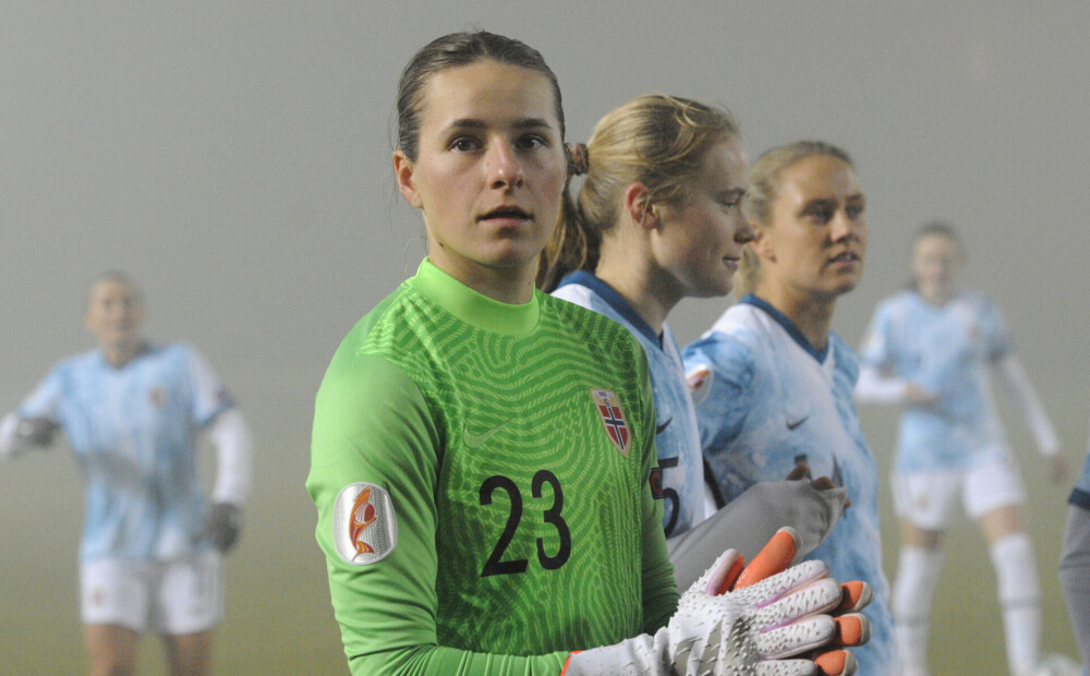 Norvēģijas futbola izlases vārtsardze - 19 gadu veca lietuviešu meitene: 