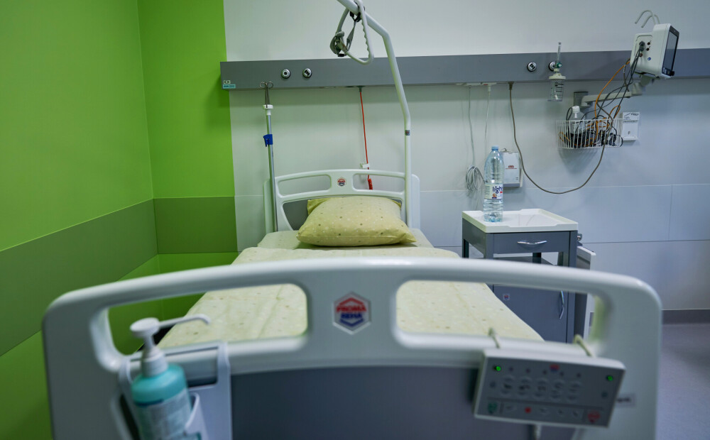 Liepājas slimnīcā stacionēta ar Covid-19 inficējusies nevakcinēta grūtniece