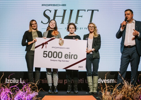 "Porsche" Latvijā aizsāk kustību SHIFT sieviešu iedvesmošanai, iedrošināšanai un līdztiesības veicināšanai