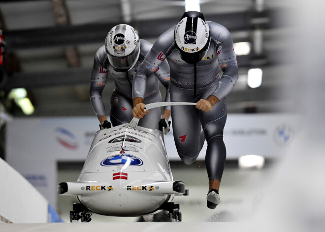 Ķibermanim 14. vieta divniekos Pasaules kausa bobslejā trešajā posmā