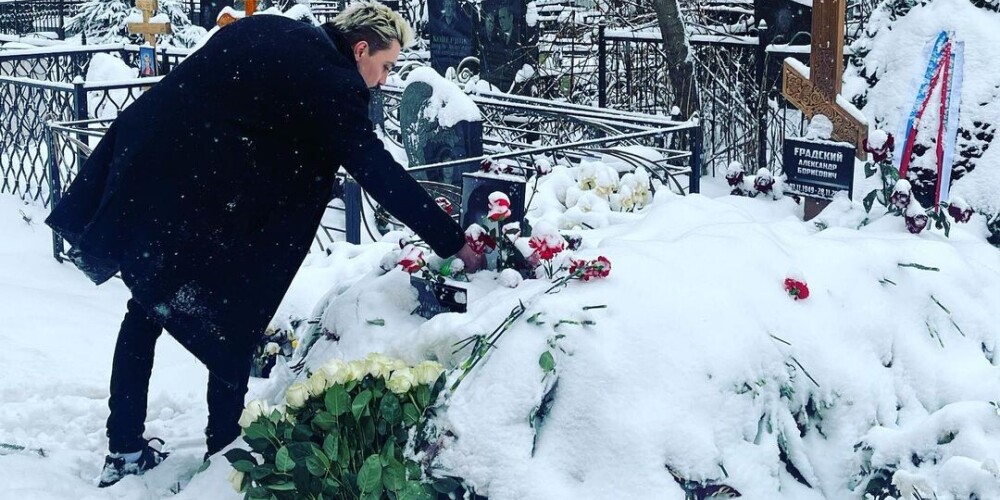 "Никто не знает, что у меня в душе": пропустивший похороны Градского Билан показал фото на его могиле