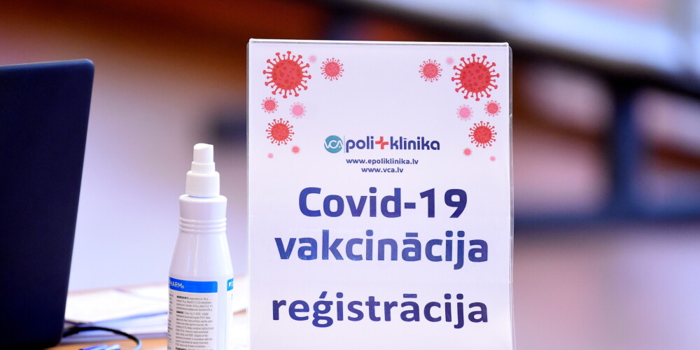 Против Covid-19 полностью вакцинировано уже 75% совершеннолетнего населения Латвии
