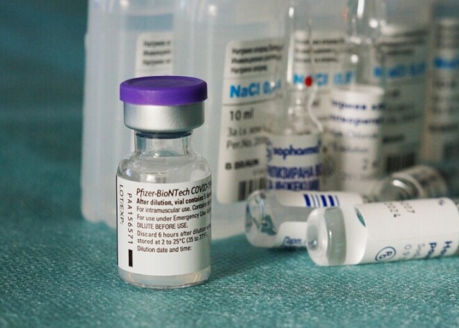 Глава Pfizer: вероятно, бустерная вакцина от Covid-19 будет нужна еще несколько лет