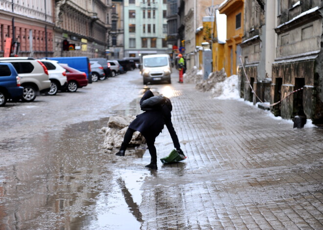 Nedēļas nogalē gaidāma bīstama laika parādība, brīdina meteorologi