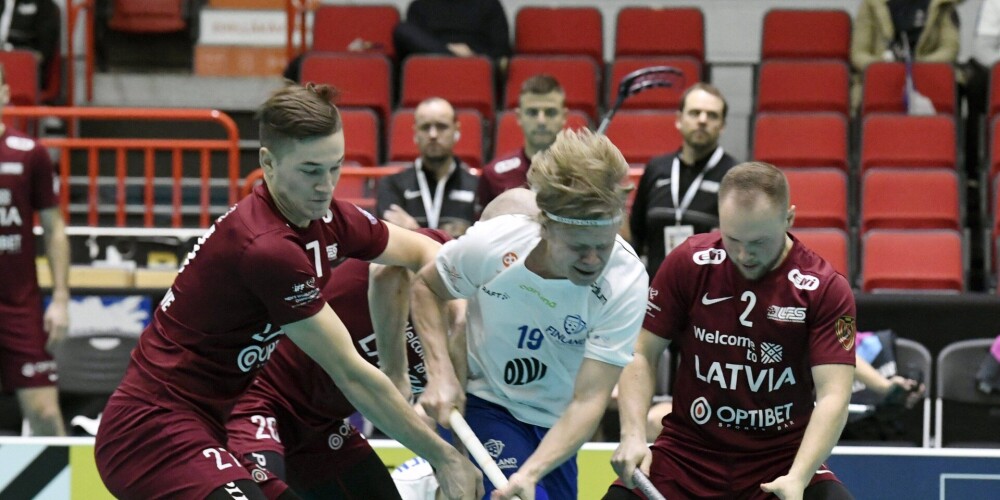 Latvijas florbolisti pasaules čempionātā uzvar Slovākiju un cīnīsies par piekto vietu