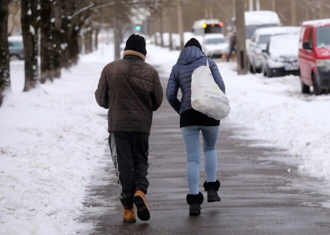 Augstākais saslimstības līmenis ar Covid-19 Latvijā joprojām divos novados