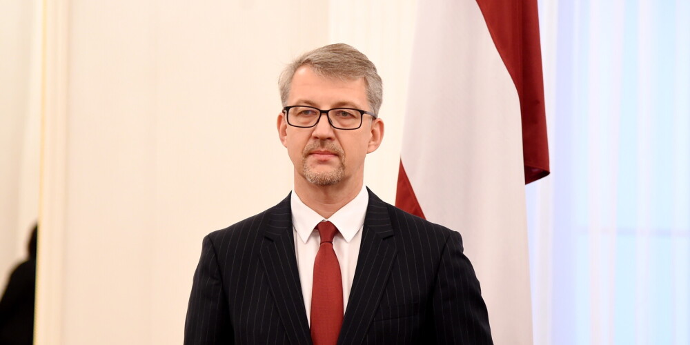 Jaunais Latvijas vēstnieks Kanādā būs Kaspars Ozoliņš