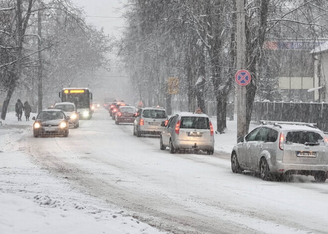 "Rīgas satiksme" informēs CSDD par laikus neapmaksātām autostāvvietām