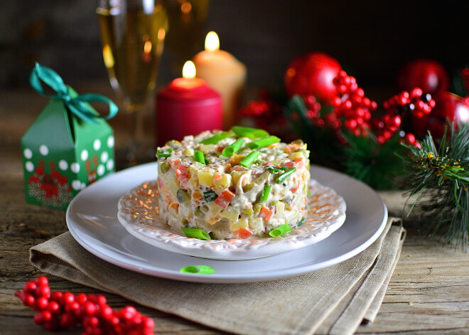10 советов диетолога о новогоднем столе: как вкусно и без вреда для здоровья встретить 2022-й год