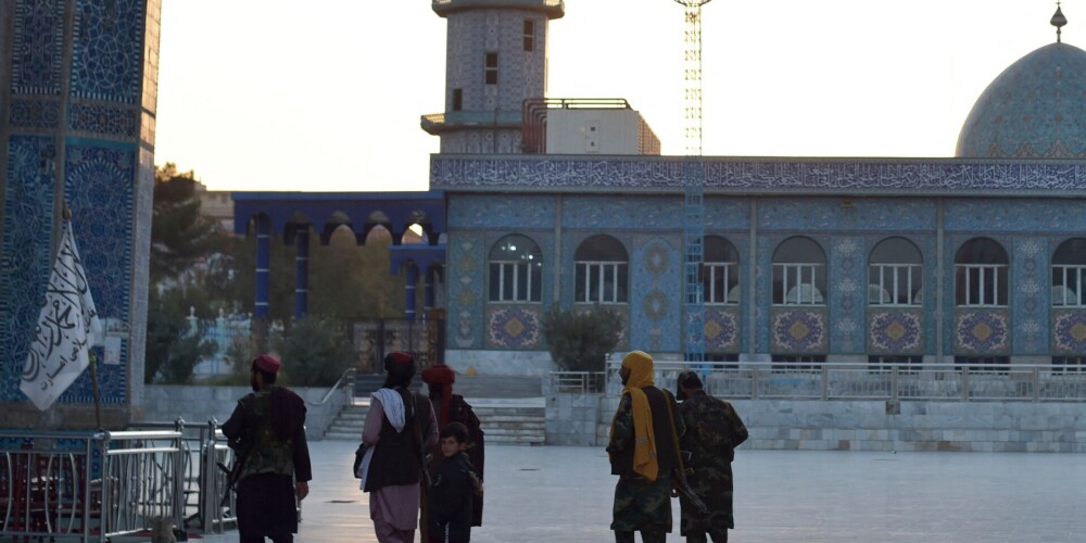 Afganistānā bez pases dzīvojošai latvietei nespēja nokārtot formalitātes liedz atgriezties mājās