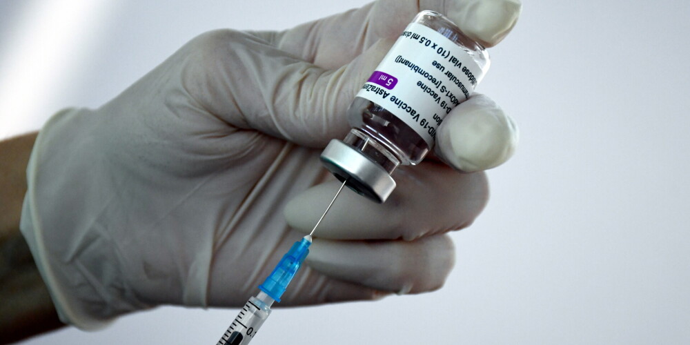 Mainīti nosacījumi balstvakcinācijai pret koronavīrusu - to var saņemt ātrāk