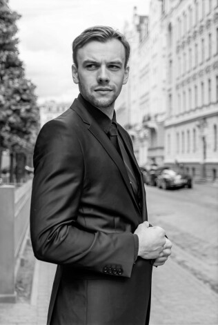 Эдгарс Ошлея