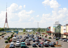 Рига заняла первое место в мире по дороговизне парковки для ее жителей