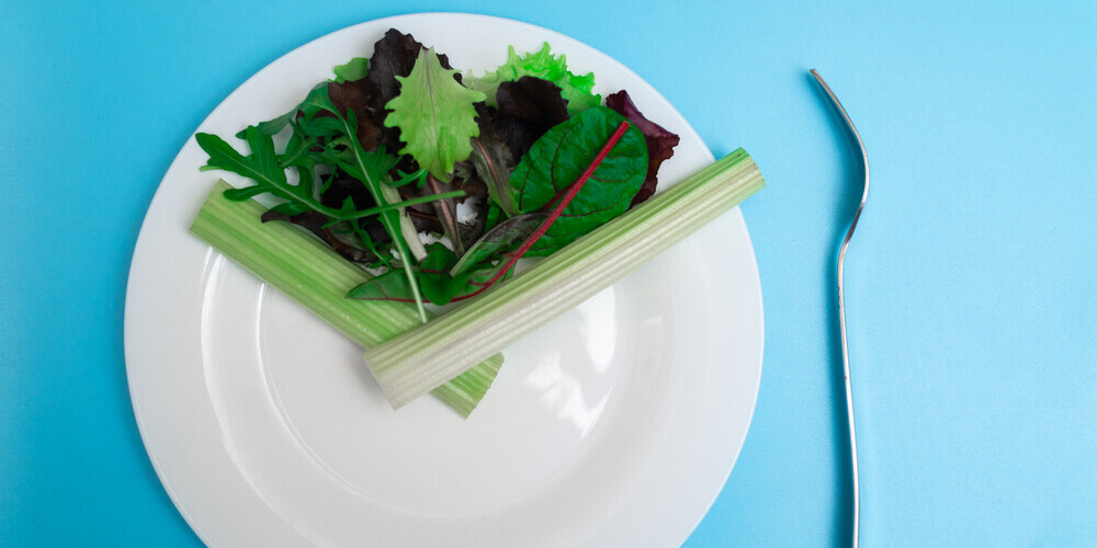 Speciālisti ir vienisprātis - arī atslodzes dienā no ēdiena pavisam atteikties gan nevajadzētu.