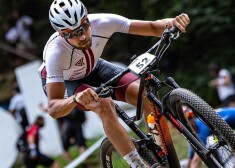 Mārtiņš Blūms atzīts par 2021. gada labāko Latvijas riteņbraucēju