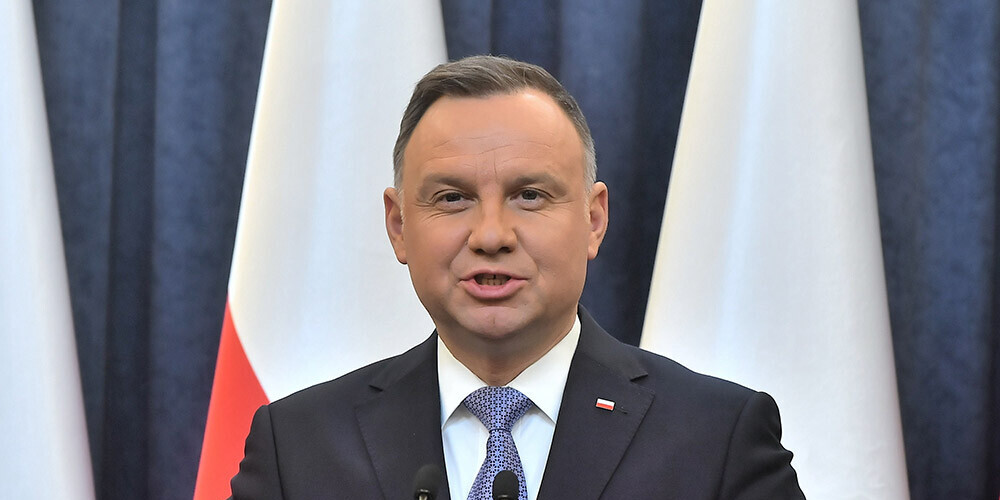 "Es nosaku tam veto," televīzijā paziņoja Duda.