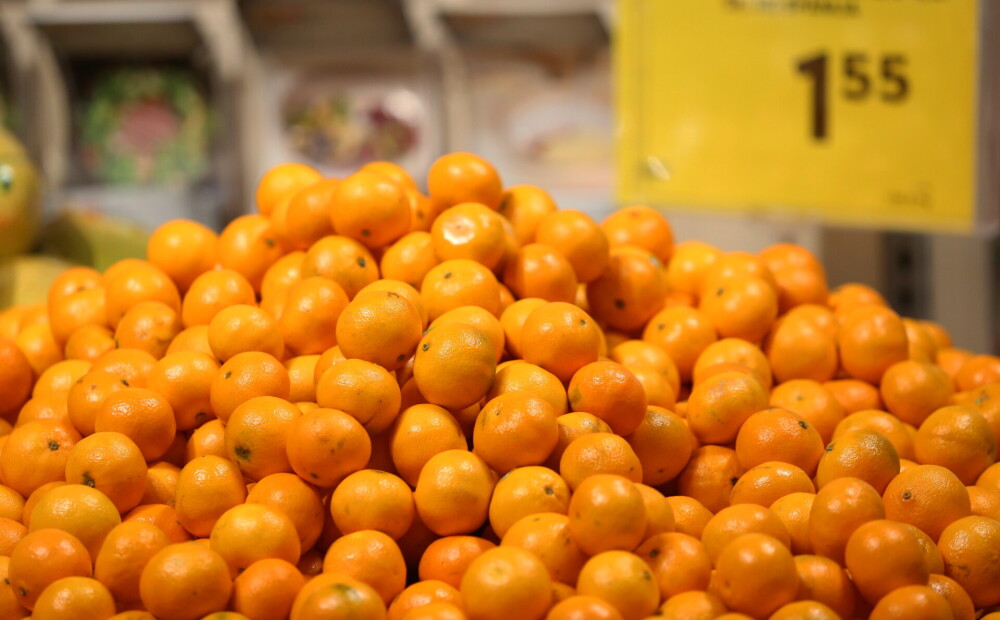 At the anniversary celebrations, the greatest demand in grocery stores was for fruit and drinks